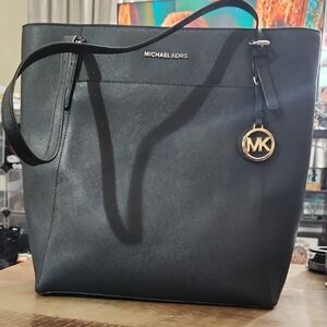 Michael Kors Large Saffiano Leather Tote in Black With Gold Accents